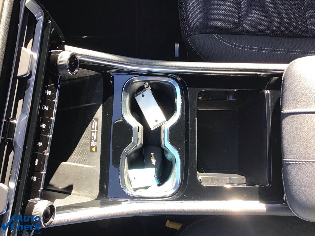 Used 2024 Chevrolet Traverse LT image 41