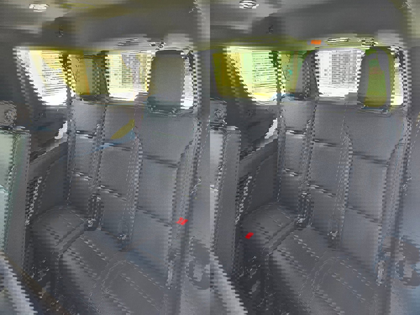 Used 2022 Chevrolet Tahoe LT w/ Luxury Package image 11