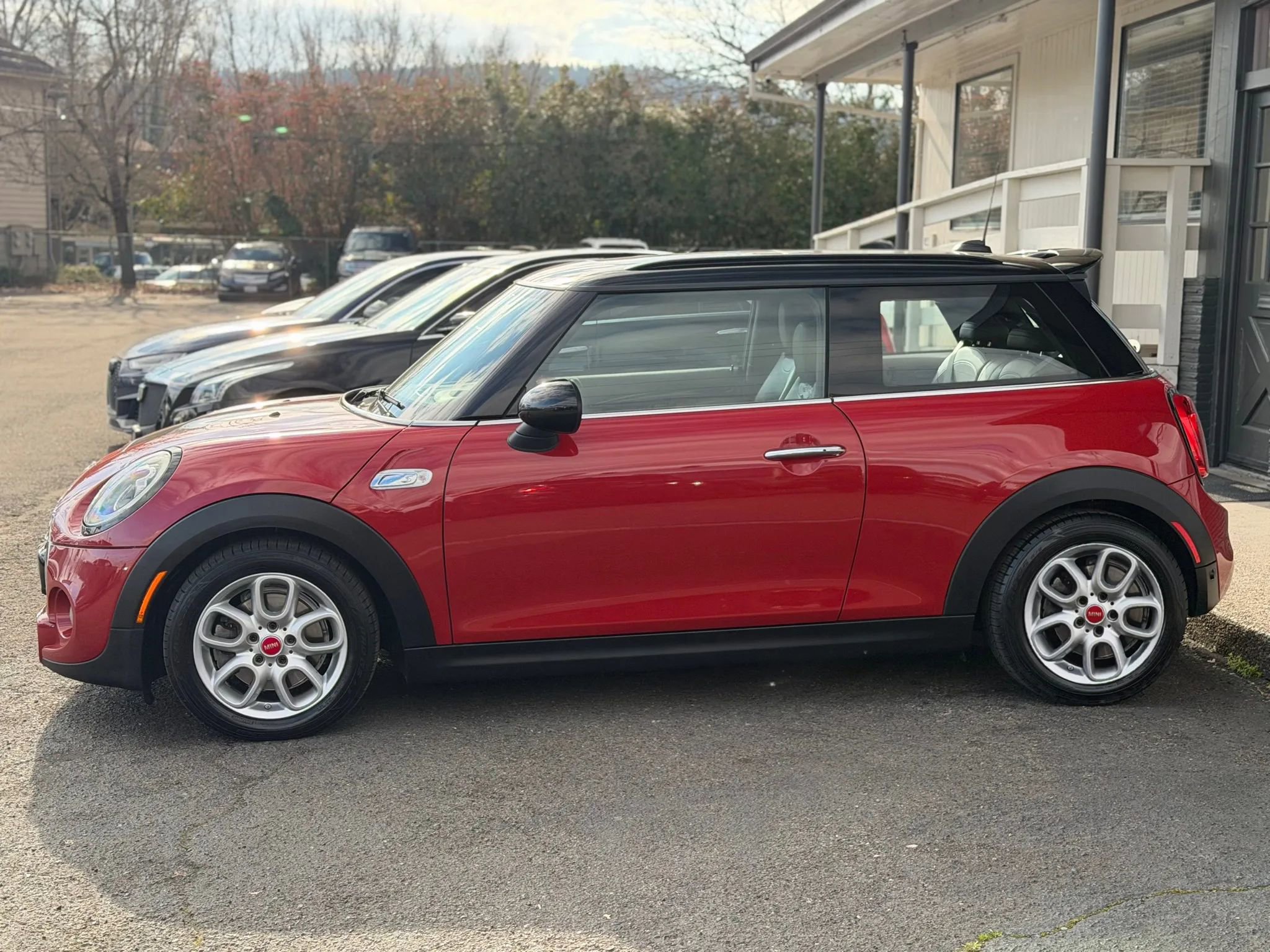 Used 2015 MINI Cooper S image 4