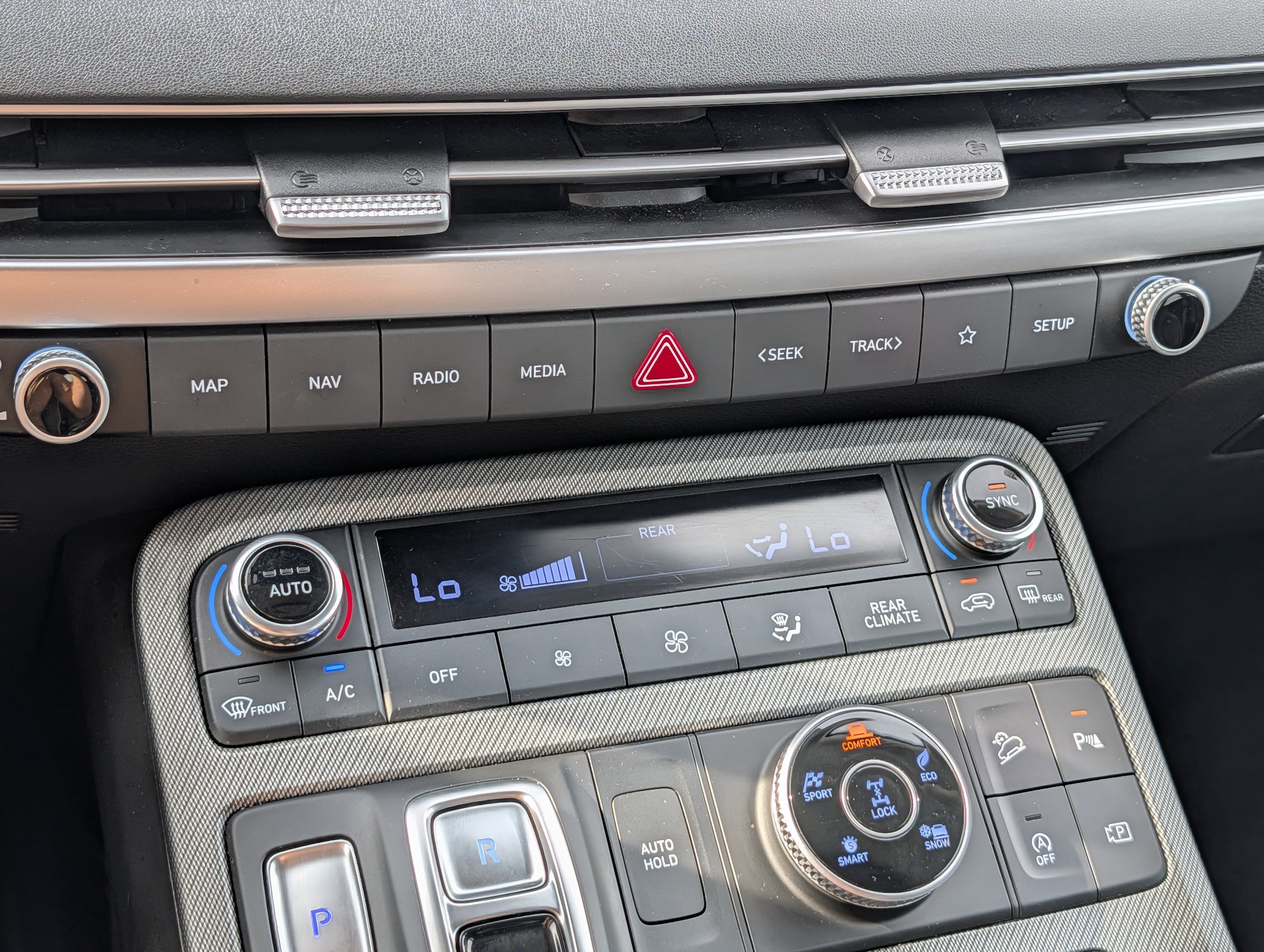 Certified 2025 Hyundai Palisade SEL AWD/4WD image 23