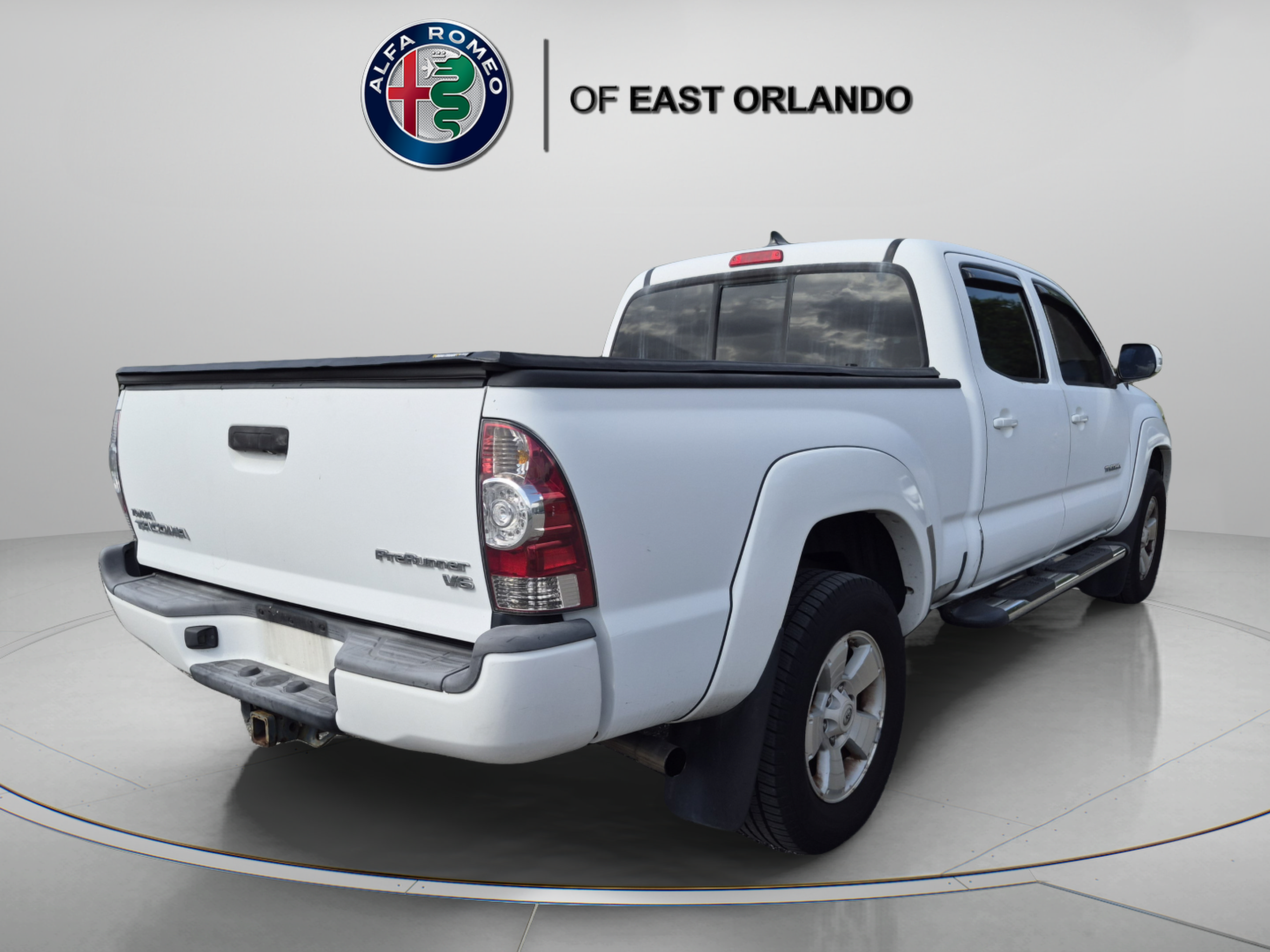 Used 2015 Toyota Tacoma PreRunner w/ TRD Sport Package RWD image 8