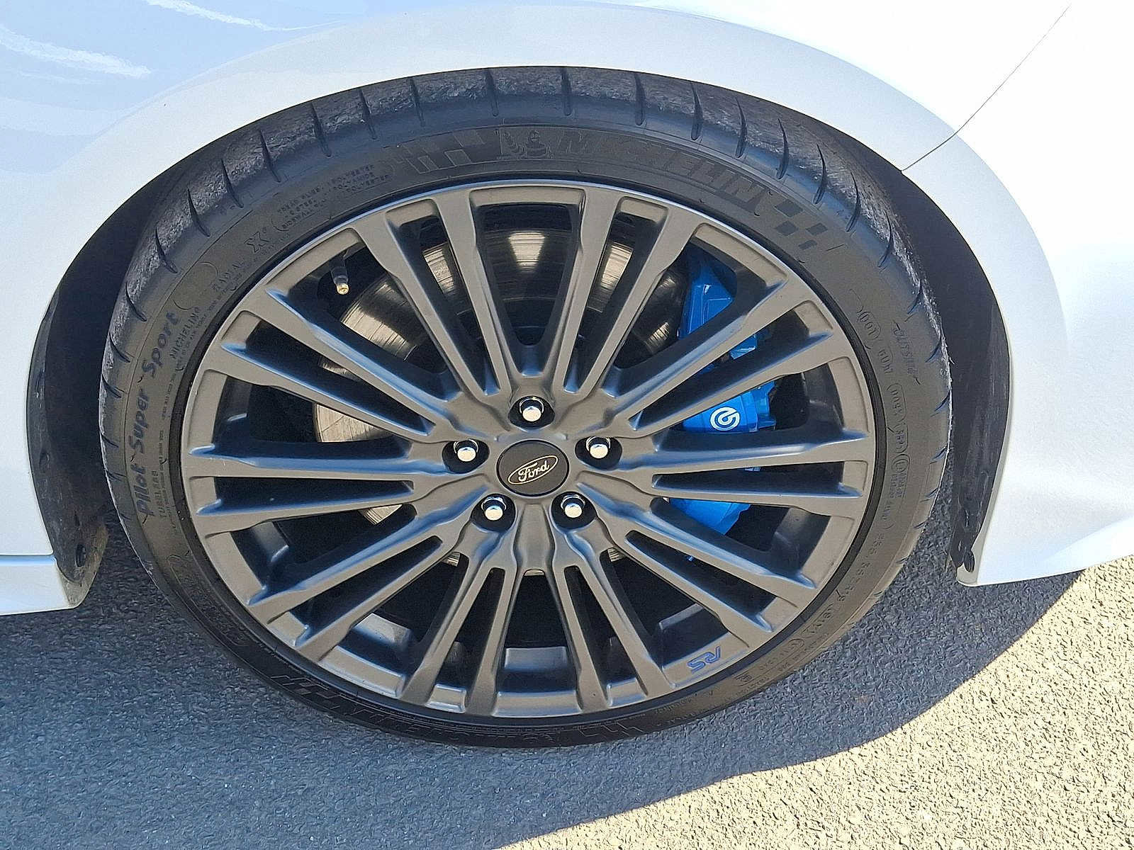 Used 2017 Ford Focus RS image 25