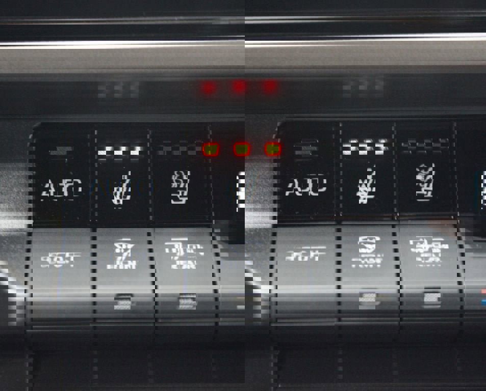 Certified 2025 Toyota Camry XSE image 8