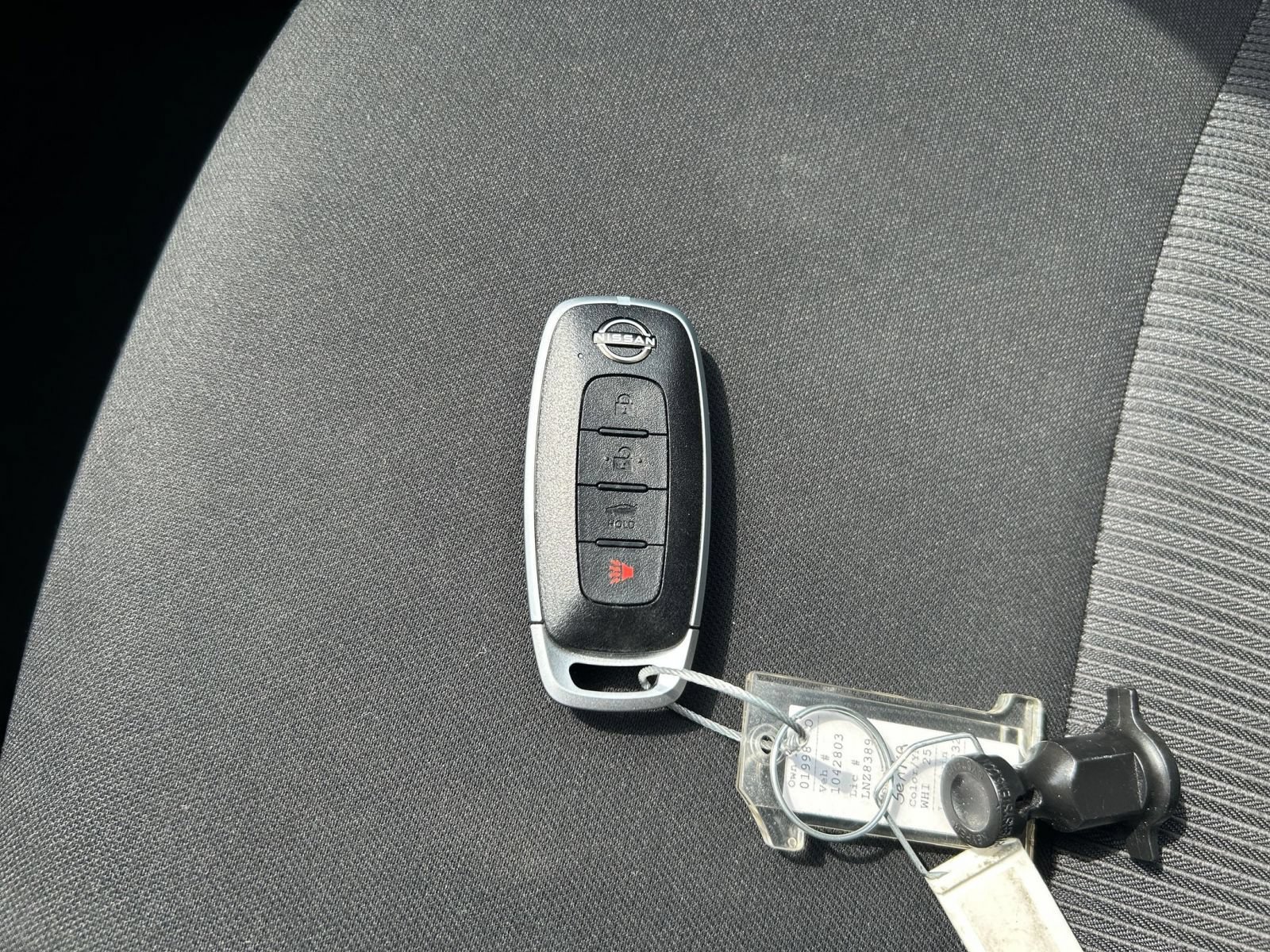 Used 2025 Nissan Sentra SV FWD image 18