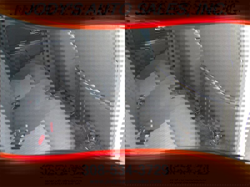 Used 2008 GMC Canyon SLE image 17