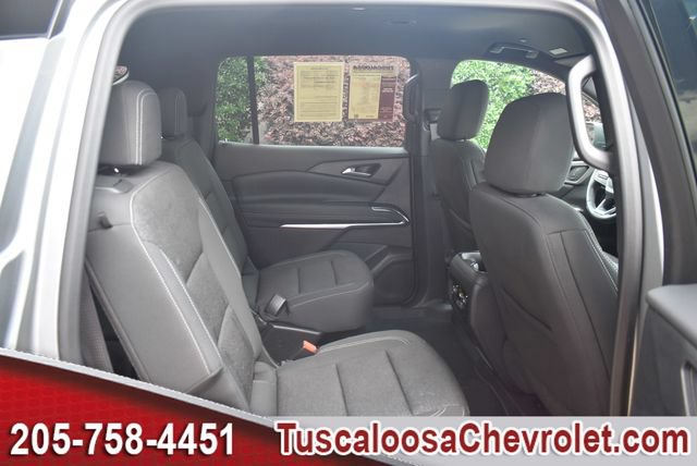 Used 2025 Chevrolet Traverse LT w/ LPO, Floor Liner Package FWD image 25