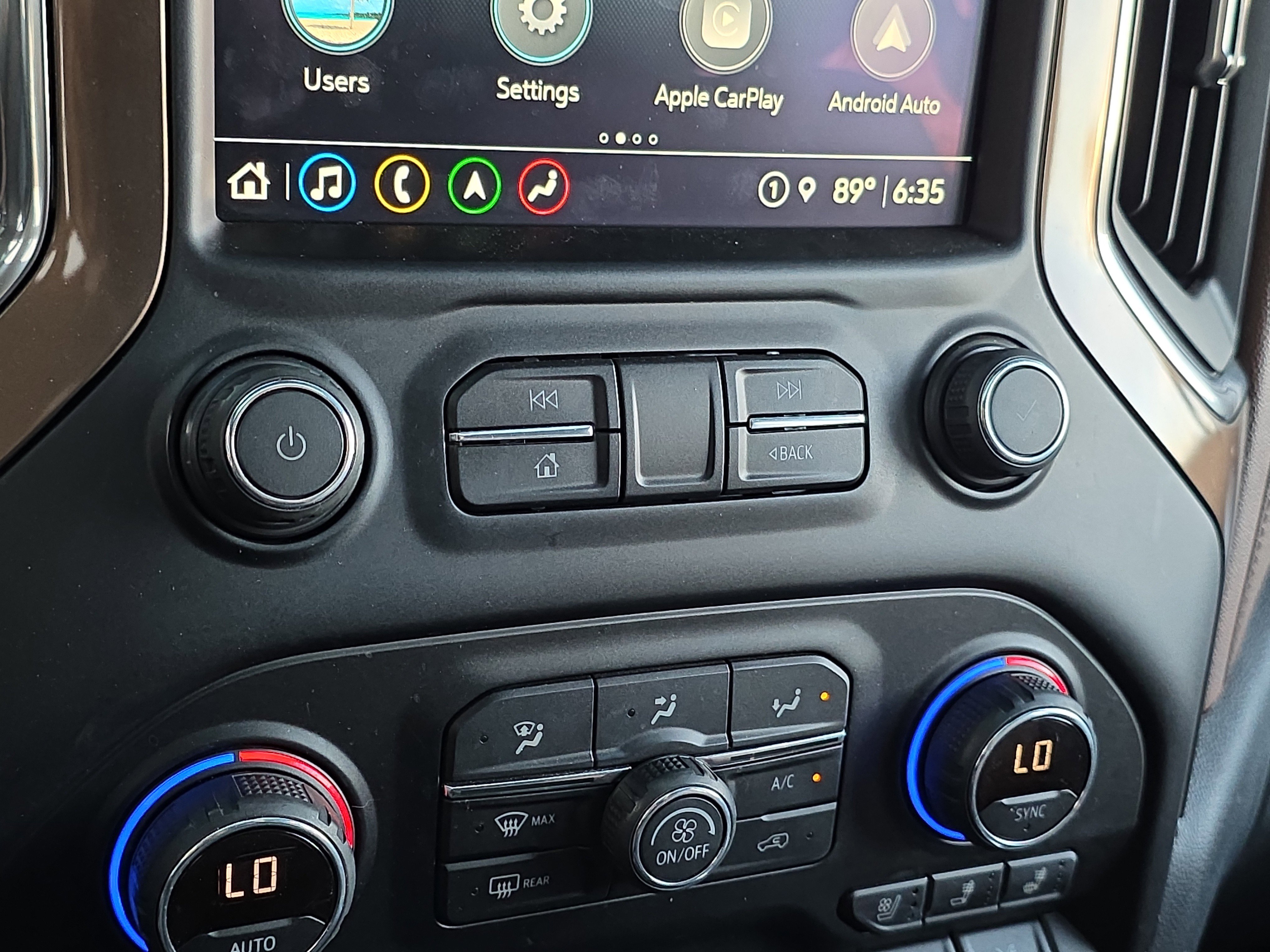 Used 2021 Chevrolet Silverado 2500 High Country w/ Z71 Off-Road Package image 24