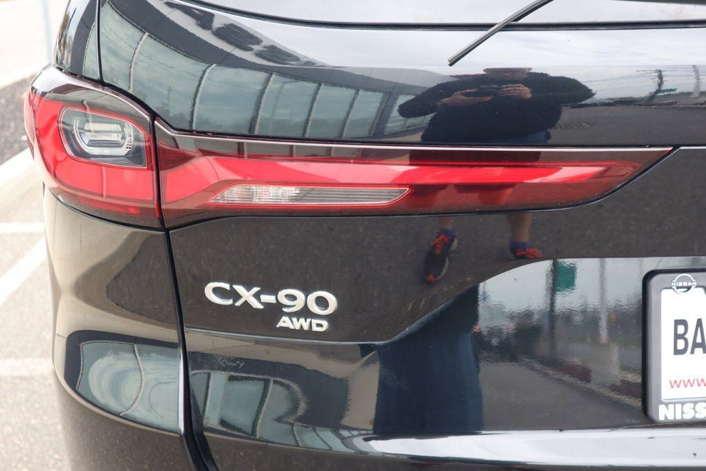 Used 2024 MAZDA CX-90 Plug-In Hybrid w/ Preferred AWD/4WD image 34
