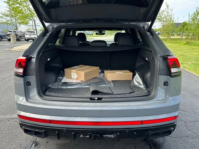 New 2026 Volkswagen Atlas Cross Sport SEL R-Line AWD/4WD image 14