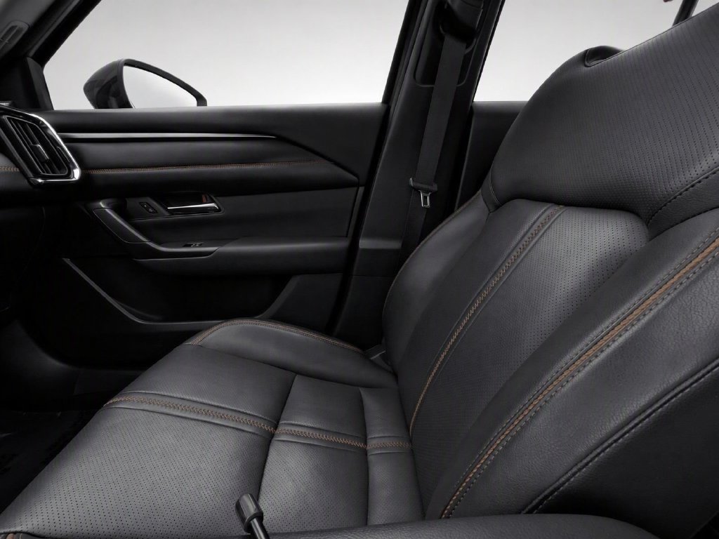 Used 2023 MAZDA CX-50 AWD 2.5 S w/ Premium Plus Pkg image 19