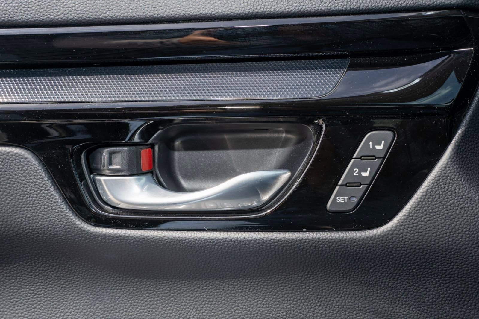 Certified 2024 Honda CR-V Sport Touring image 30