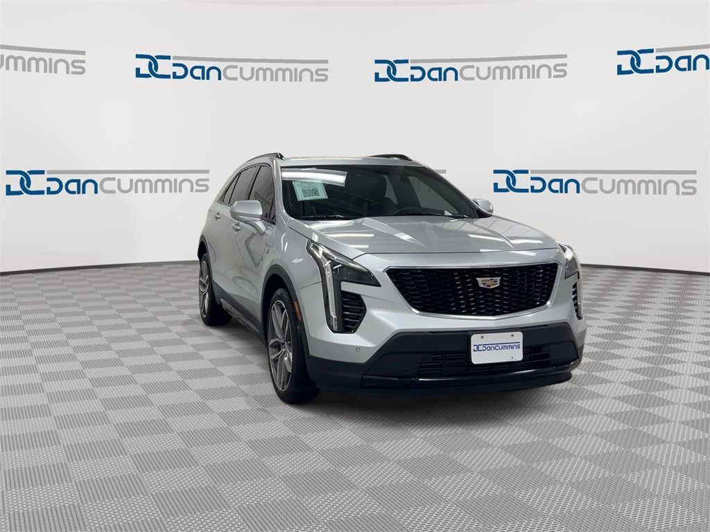 Used 2020 Cadillac XT4 Sport image 2