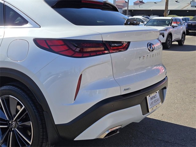 Certified 2025 INFINITI QX55 Luxe w/ Cargo Package image 9