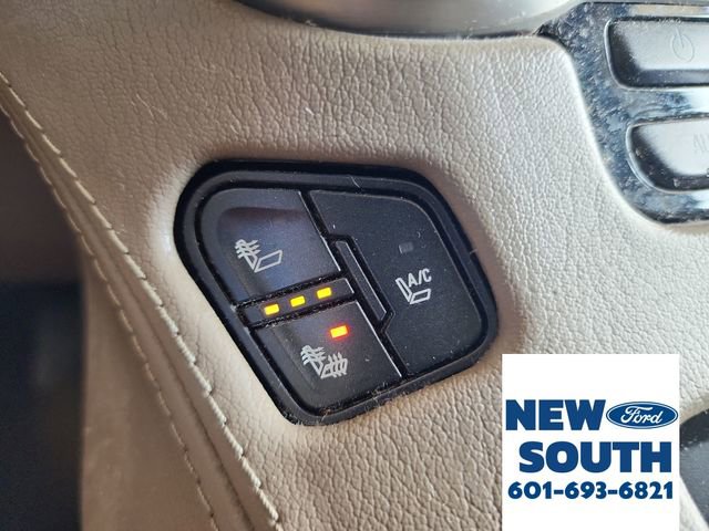 Used 2016 GMC Yukon SLT w/ Open Road Package image 27