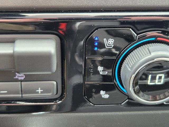 Used 2024 Chevrolet Silverado 2500 High Country w/ High Country Premium Package image 24