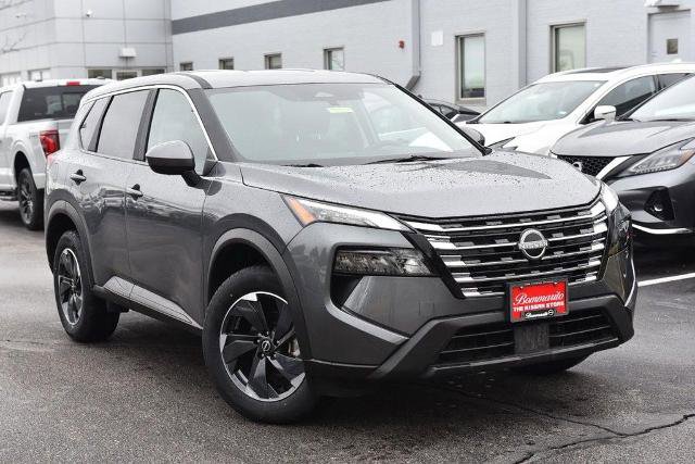 Certified 2025 Nissan Rogue SV image 2