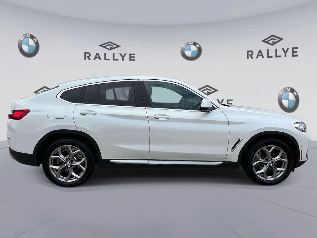 Used 2023 BMW X4 xDrive30i w/ Premium Package AWD/4WD image 4