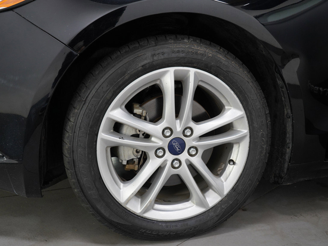 Used 2018 Ford Fusion S image 29