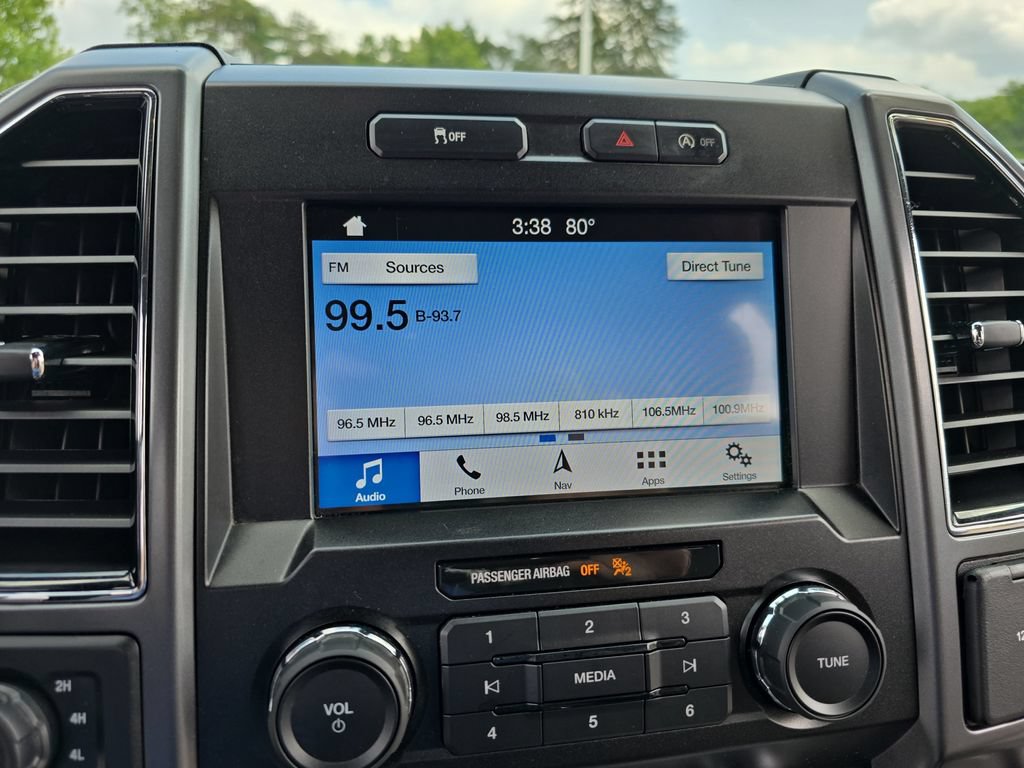 Used 2019 Ford F150 XLT w/ Equipment Group 302A Luxury AWD/4WD image 24