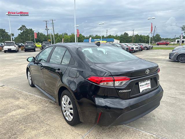 Used 2024 Toyota Corolla LE FWD image 5