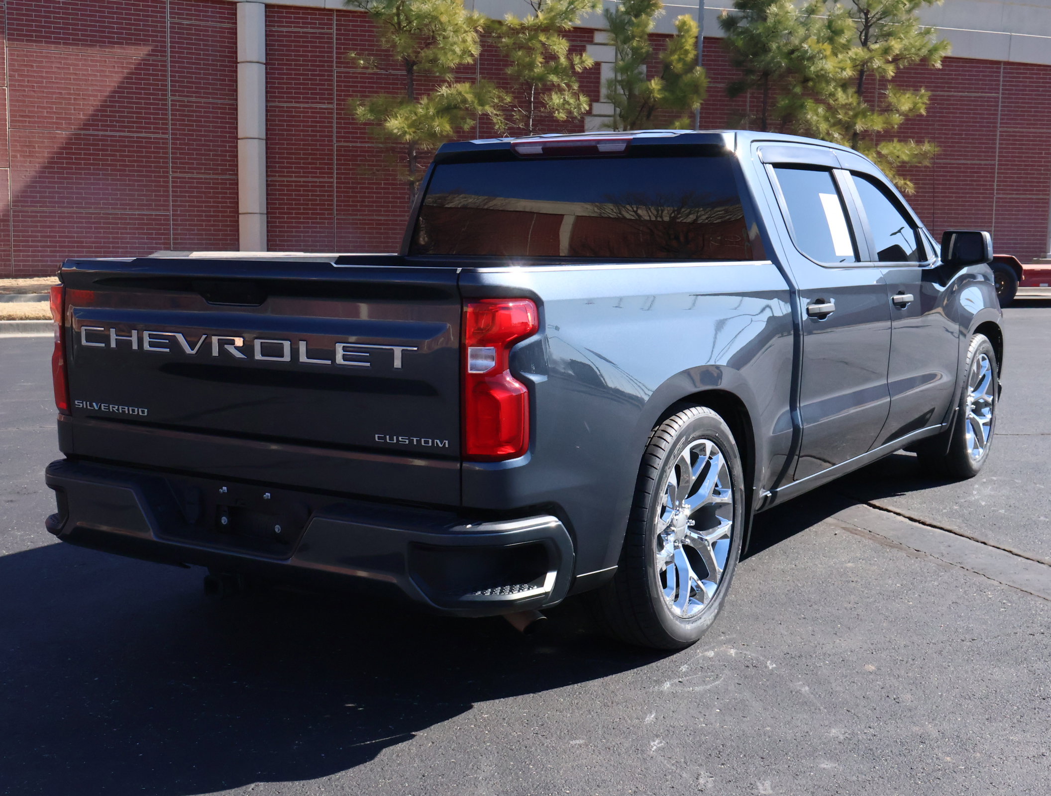 Used 2021 Chevrolet Silverado 1500 Custom image 24