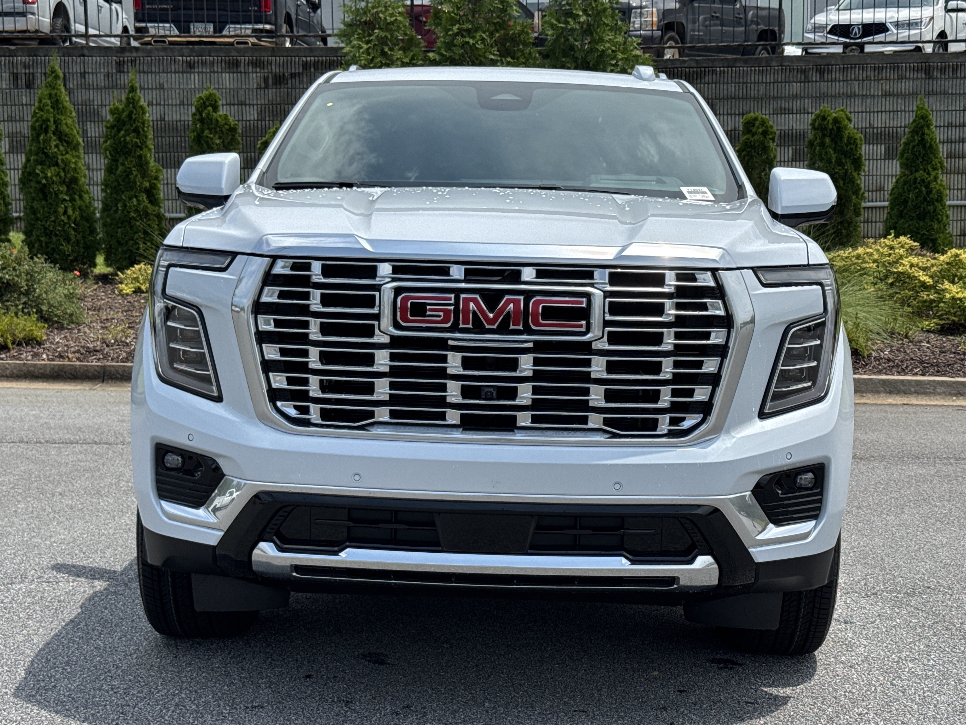 New 2026 GMC Yukon XL Denali w/ Denali Reserve Package AWD/4WD image 3