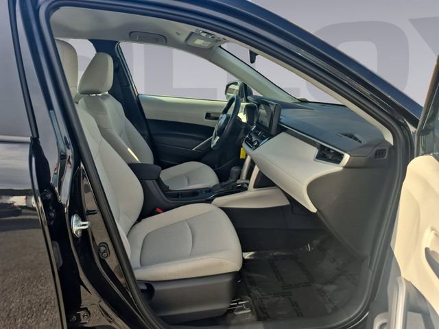 Used 2024 Toyota Corolla Cross L image 17
