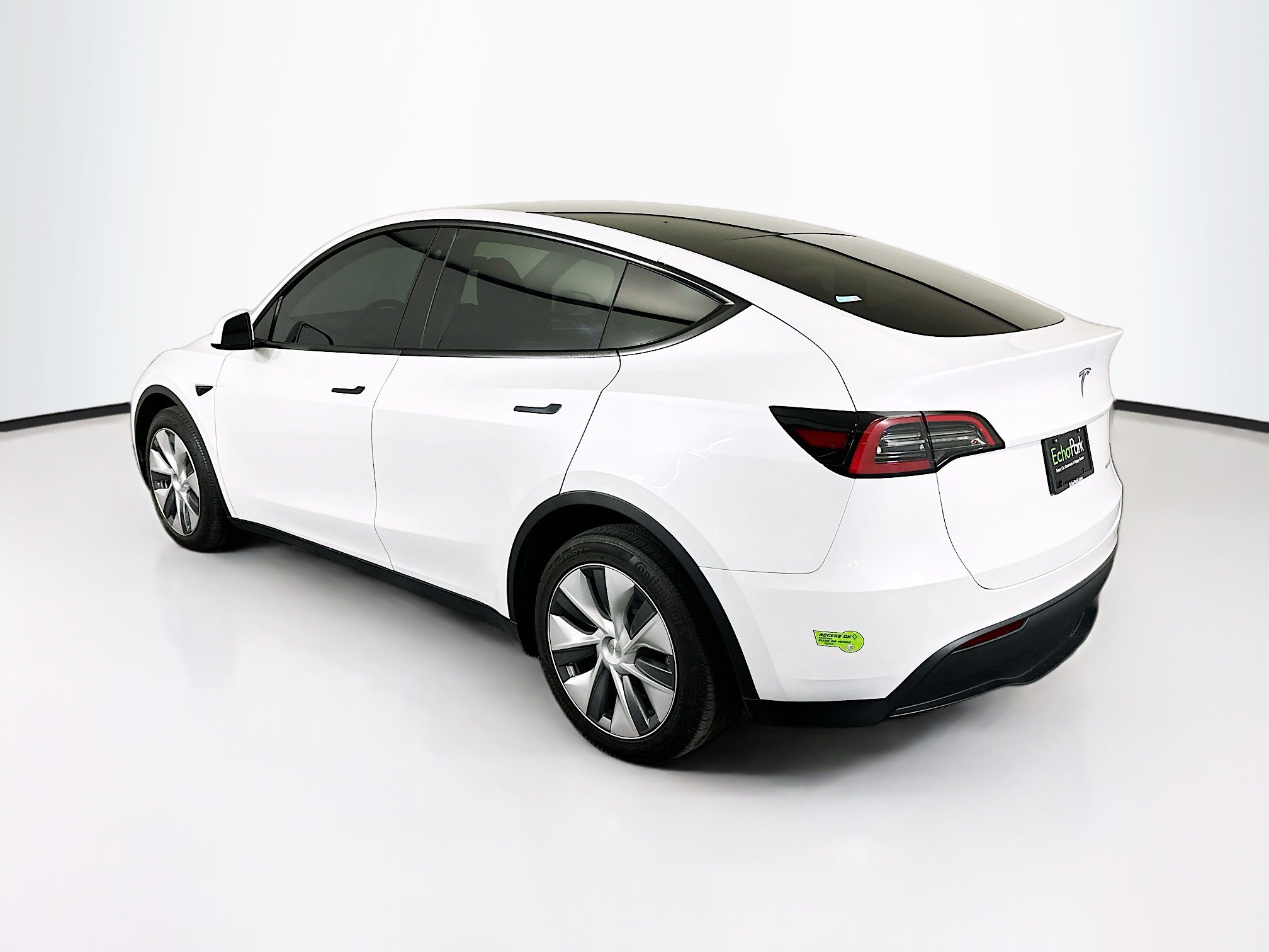 Used 2023 Tesla Model Y Long Range AWD/4WD image 5