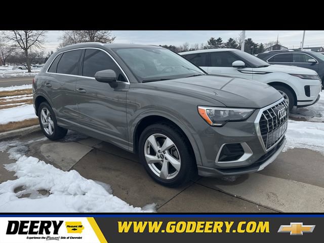 Used 2020 Audi Q3 2.0T Premium w/ Convenience Package image 1