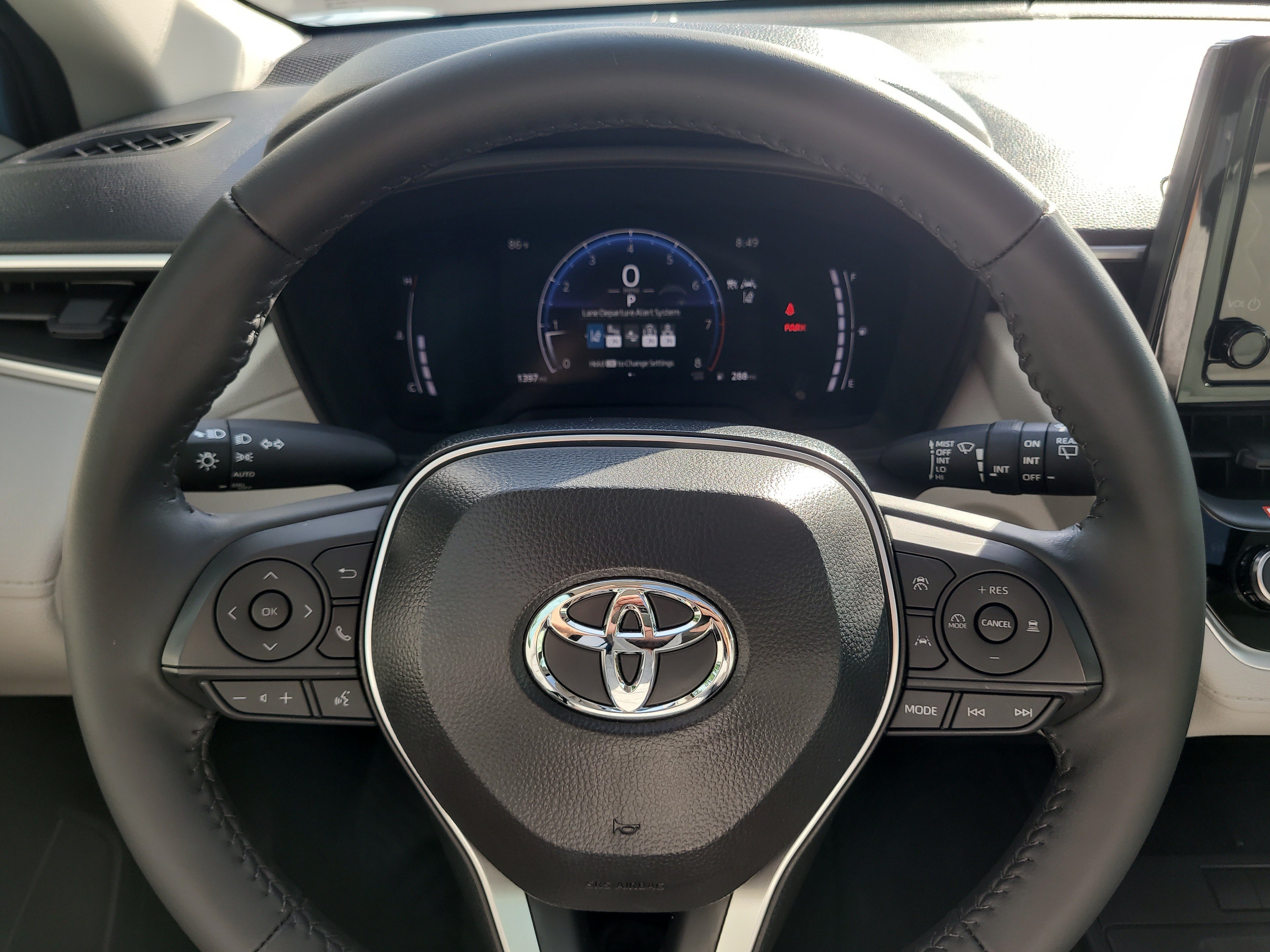 Used 2026 Toyota Corolla Cross LE w/ Moonroof Package FWD image 29