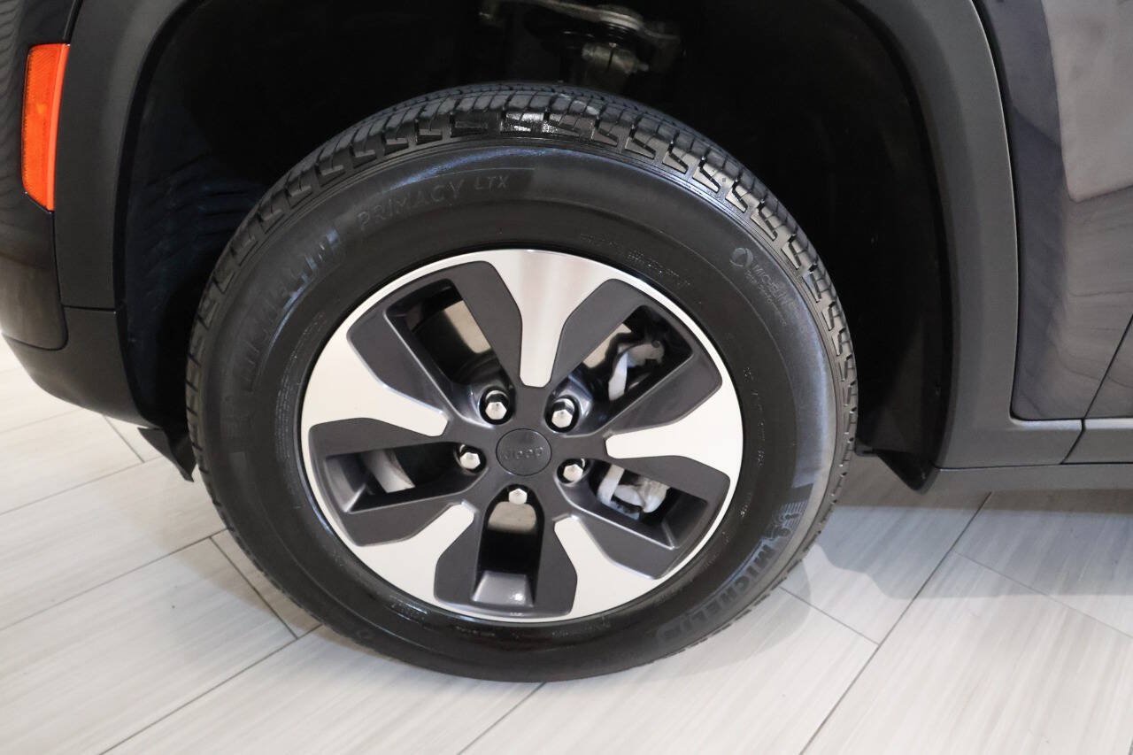 Used 2024 Jeep Grand Cherokee Limited 4xe AWD/4WD image 10