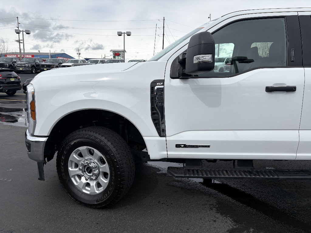 Certified 2024 Ford F350 XLT image 11