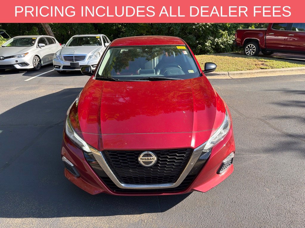 Used 2021 Nissan Altima 2.5 SR FWD image 2