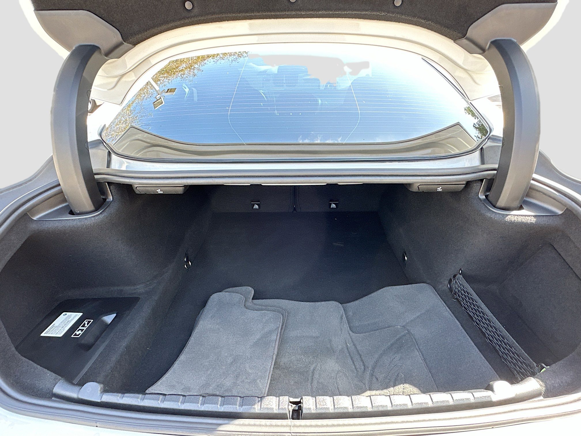 Used 2022 BMW M850i xDrive Coupe image 26