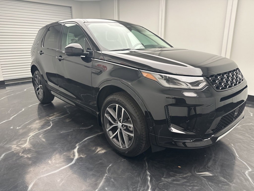 Used 2025 Land Rover Discovery Sport S image 2
