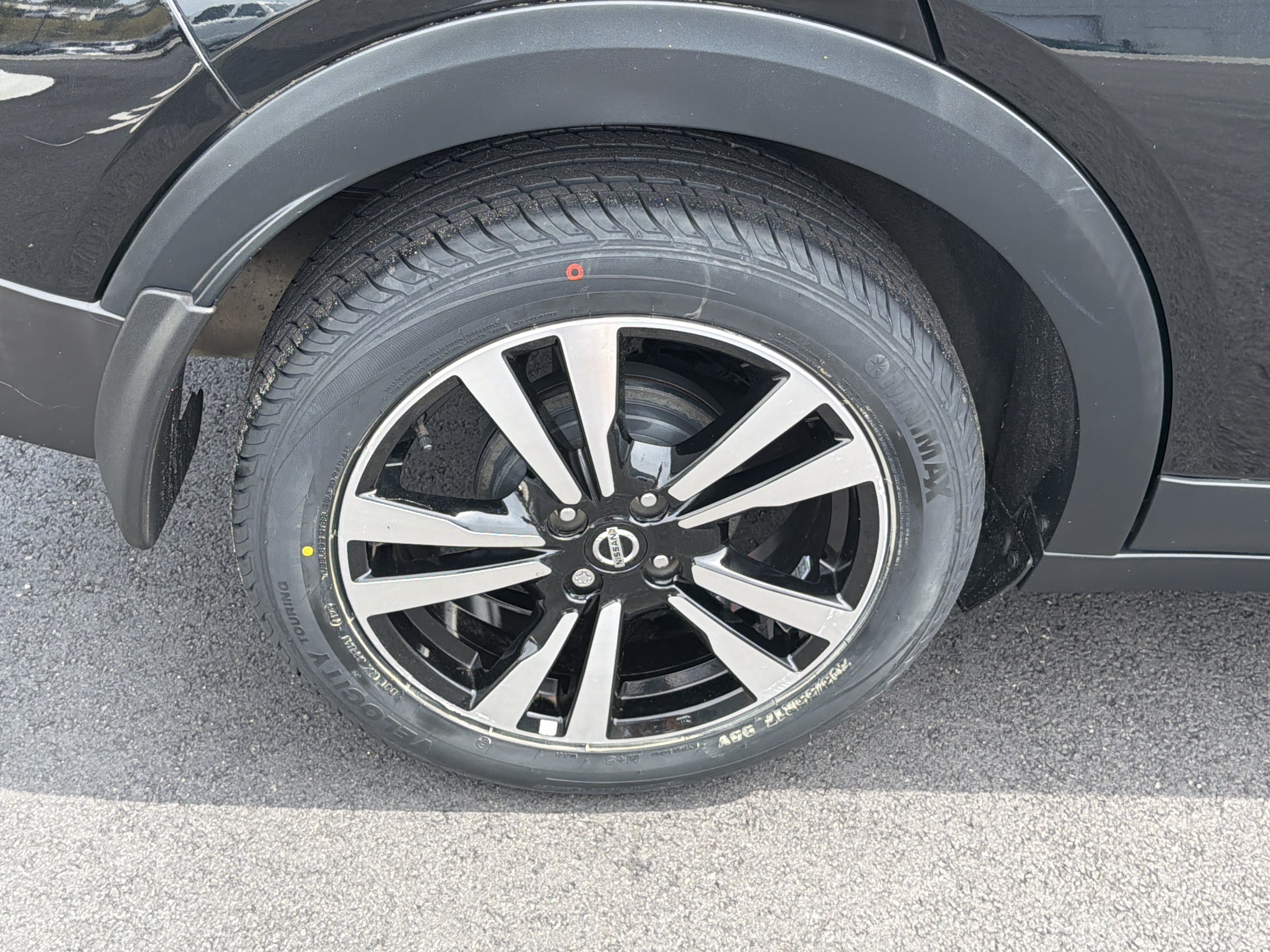 Used 2020 Nissan Kicks SV FWD image 17