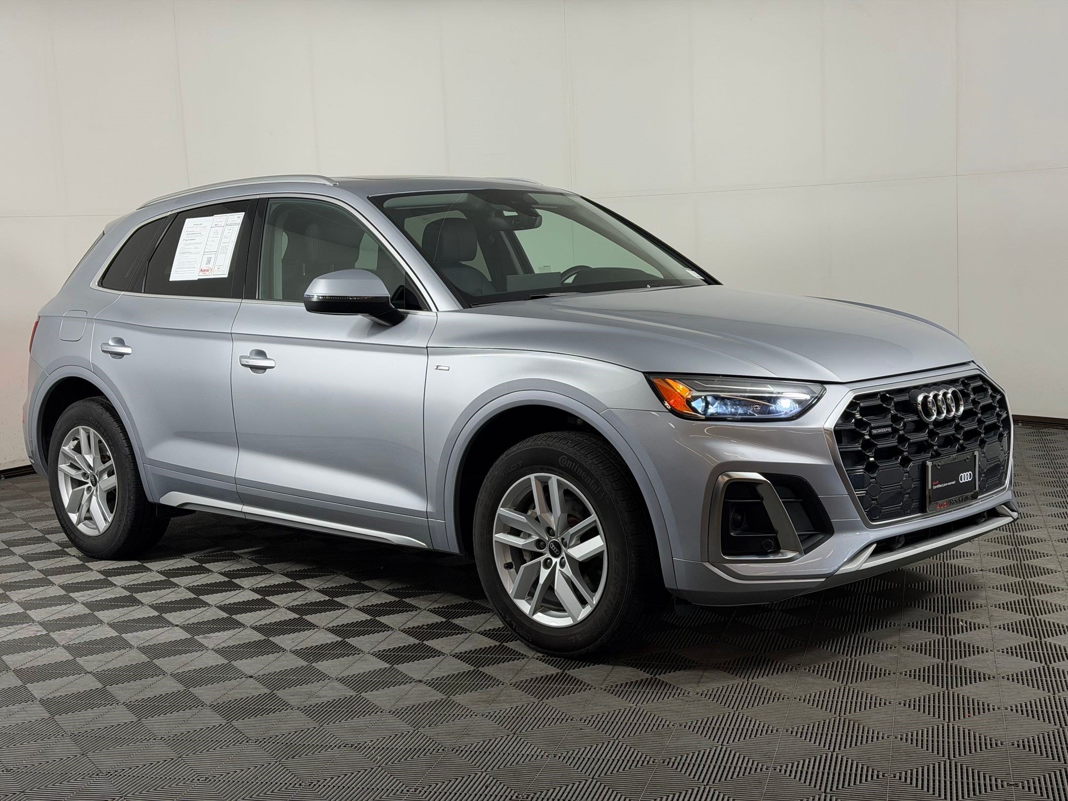 Certified 2023 Audi Q5 2.0T Premium w/ Convenience Package AWD/4WD image 7