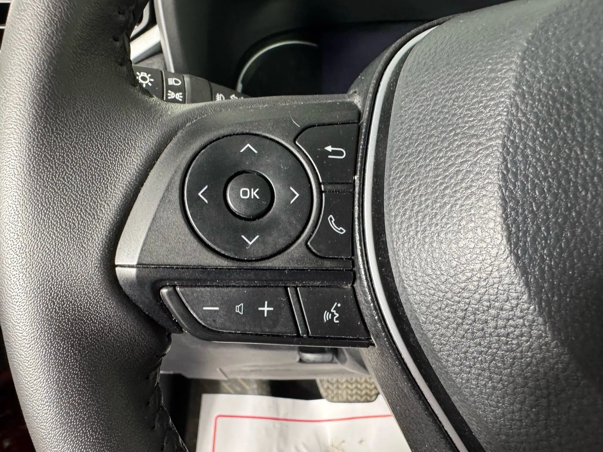 Used 2024 Toyota RAV4 Adventure AWD/4WD image 16