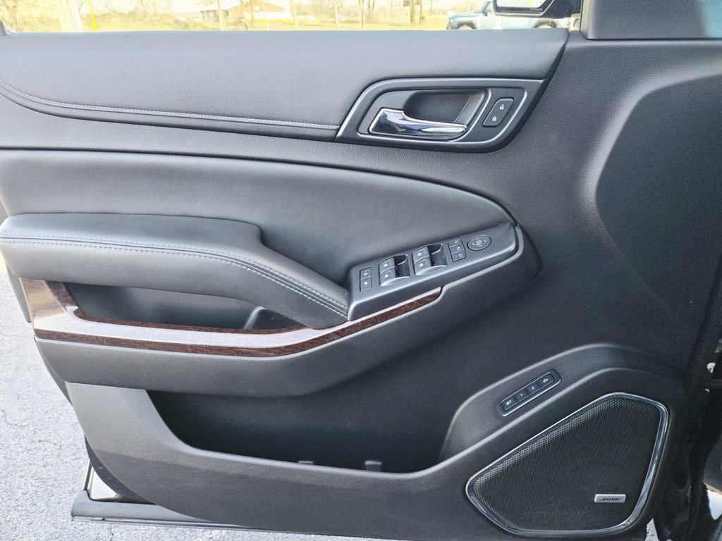 Used 2015 GMC Yukon SLT w/ HD Trailering Package image 40