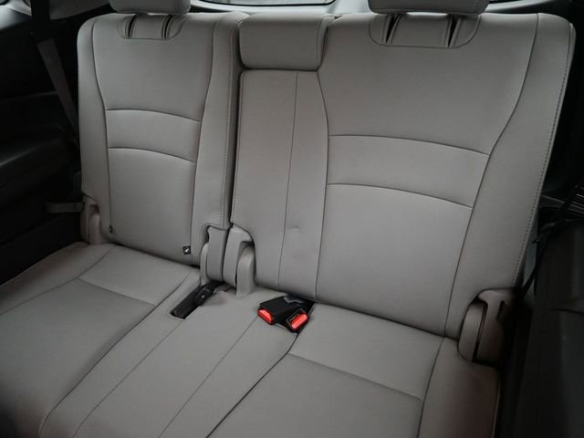 Used 2021 Honda Pilot Touring image 36