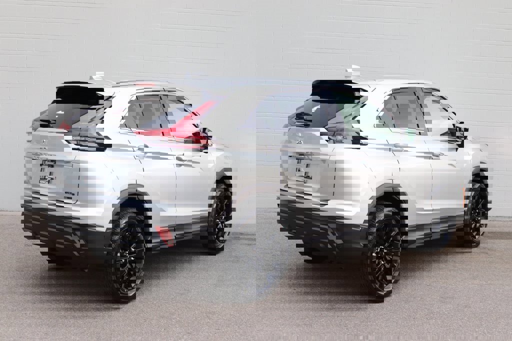 New 2026 Mitsubishi Eclipse Cross LE image 27