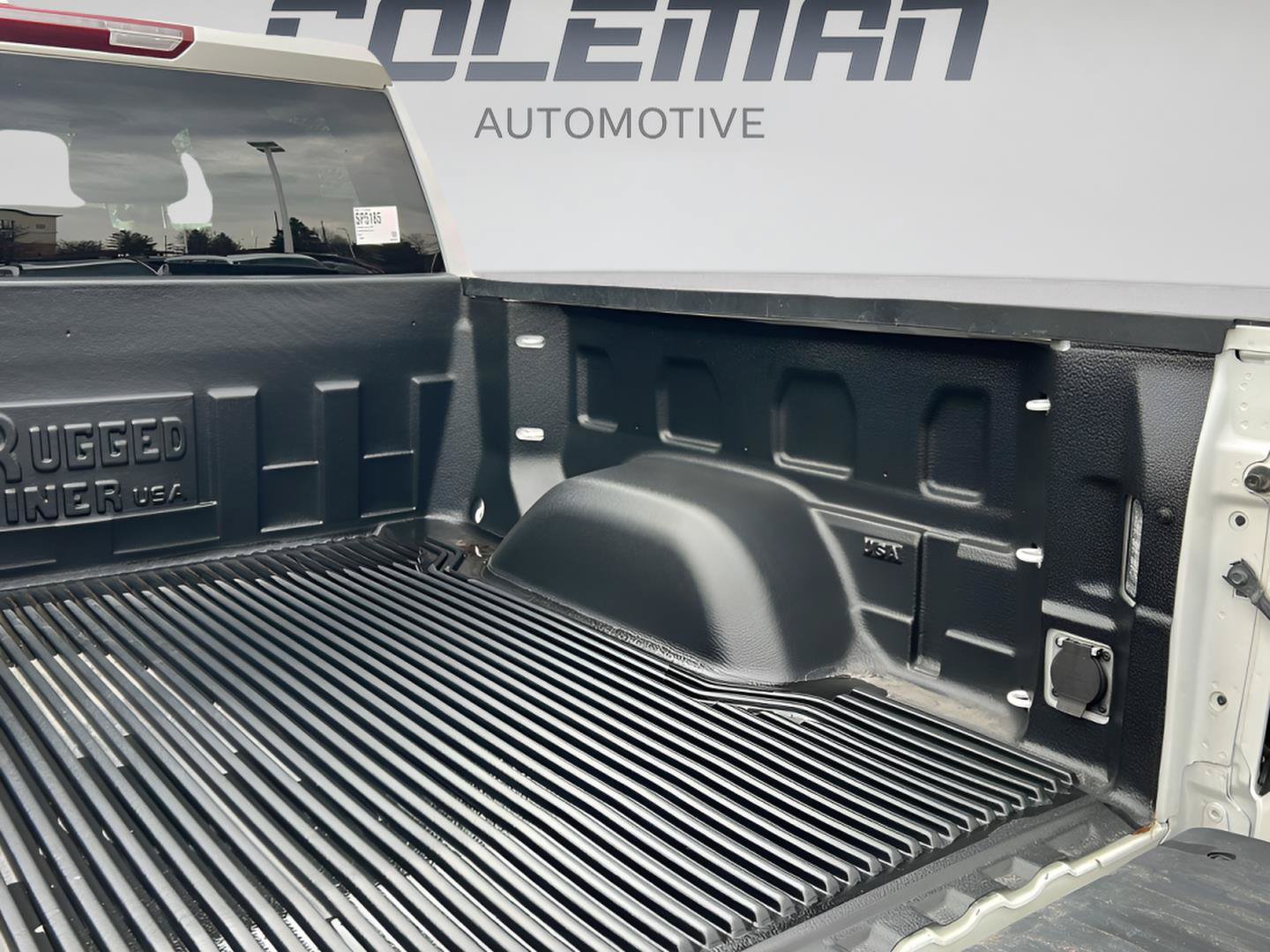 Used 2025 GMC Sierra 1500 SLT AWD/4WD image 12
