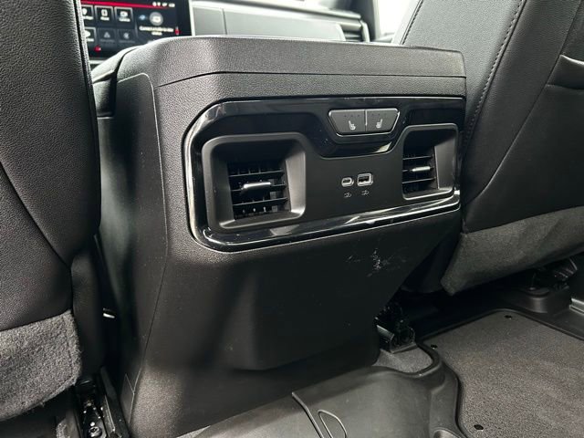 Used 2024 GMC Sierra 3500 AT4 w/ AT4 Premium Plus Package image 30