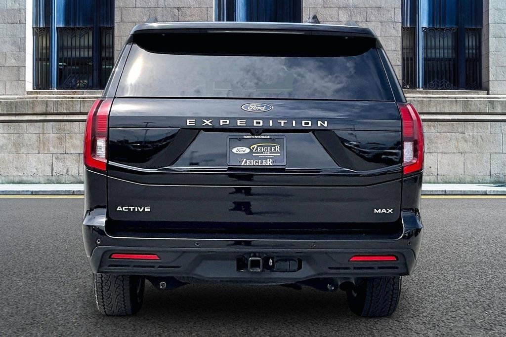 Used 2025 Ford Expedition Max Active AWD/4WD image 4