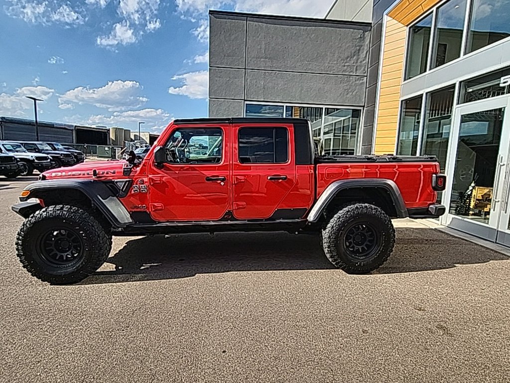 Used 2022 Jeep Gladiator Rubicon w/ Cold Weather Group AWD/4WD image 2