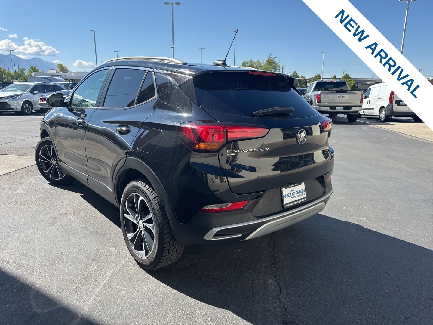 Used 2021 Buick Encore GX Select AWD/4WD image 5