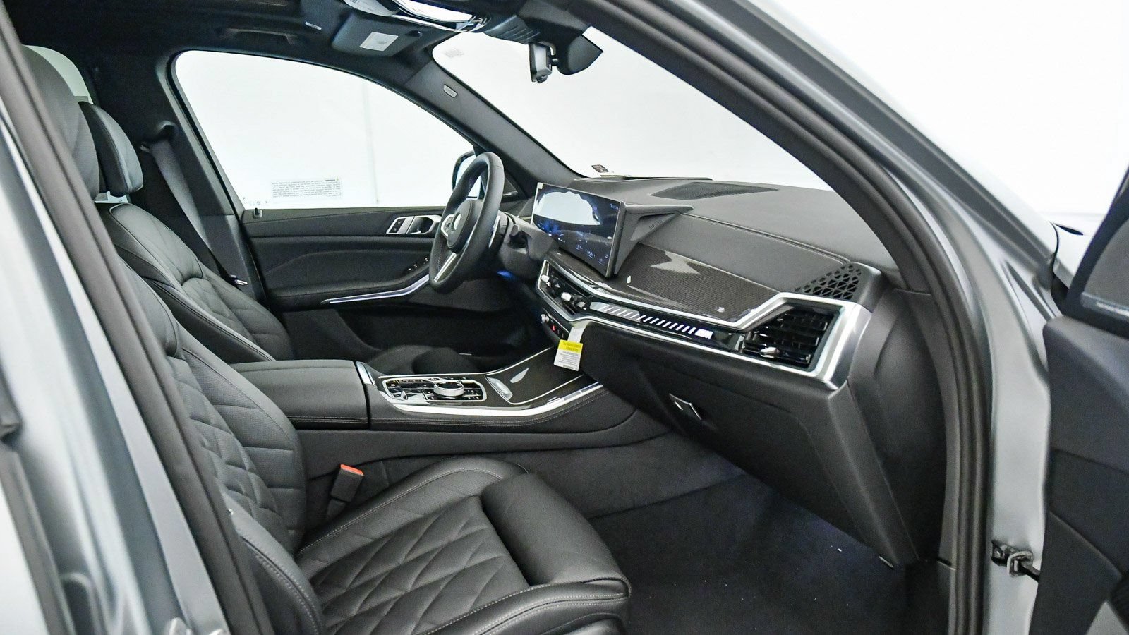 New 2026 BMW X5 M60i AWD/4WD image 22