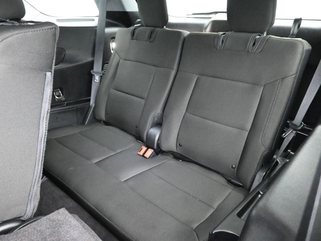 Certified 2021 Ford Explorer XLT image 20