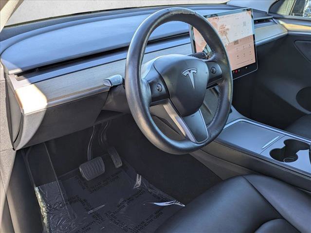 Used 2023 Tesla Model Y Long Range image 10