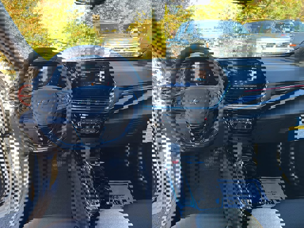 New 2026 Chevrolet Trax RS w/ Sunroof Package image 19